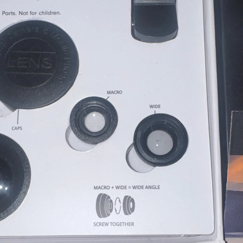 4-in-1 Mobile Device Photo Lens Kit